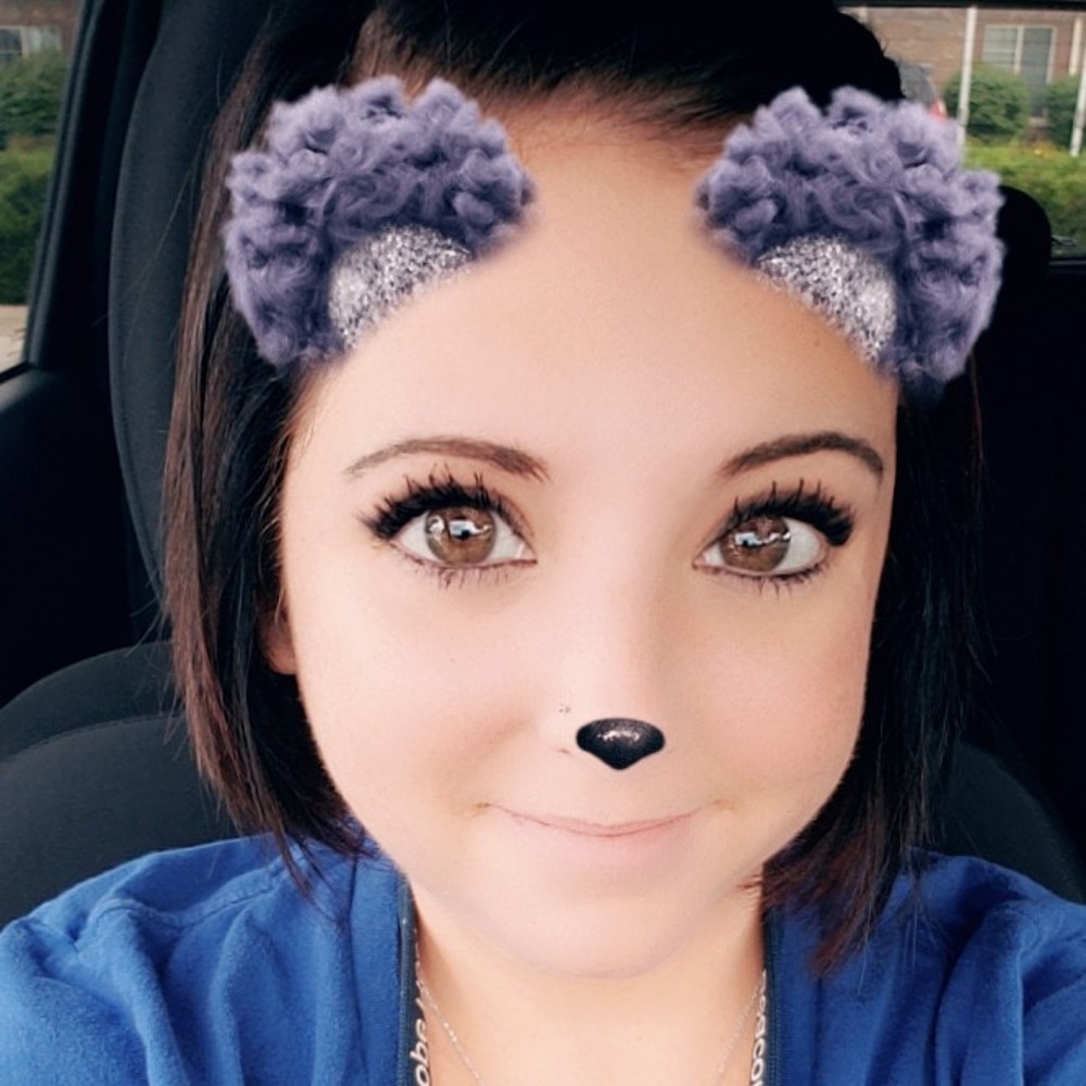 Meet your Posher, Gina